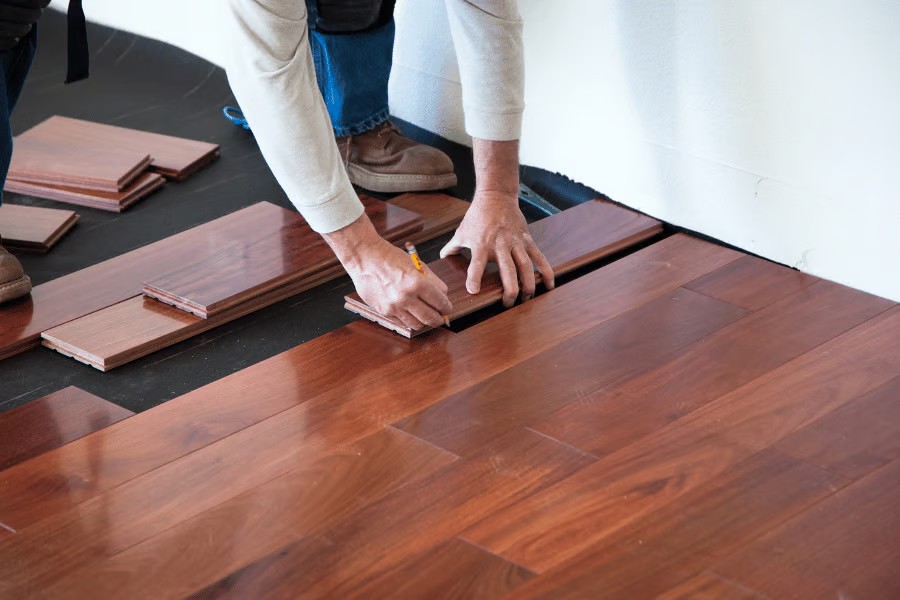 Choosing the Right Hardwood Flooring for Your Home